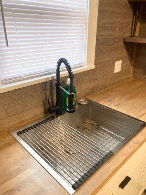 5211 E 10th St - Photo 3 of 24