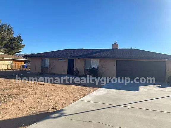 15077 Quinnault Rd - Photo 2 of 17