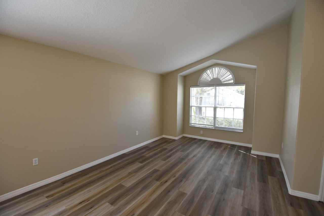 2927 Coontie Ave - Photo 3 of 18