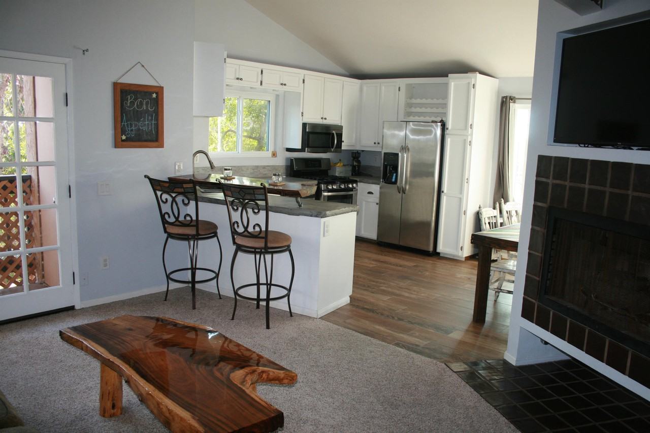 5777 Gaines St #1 - Photo 4 of 4