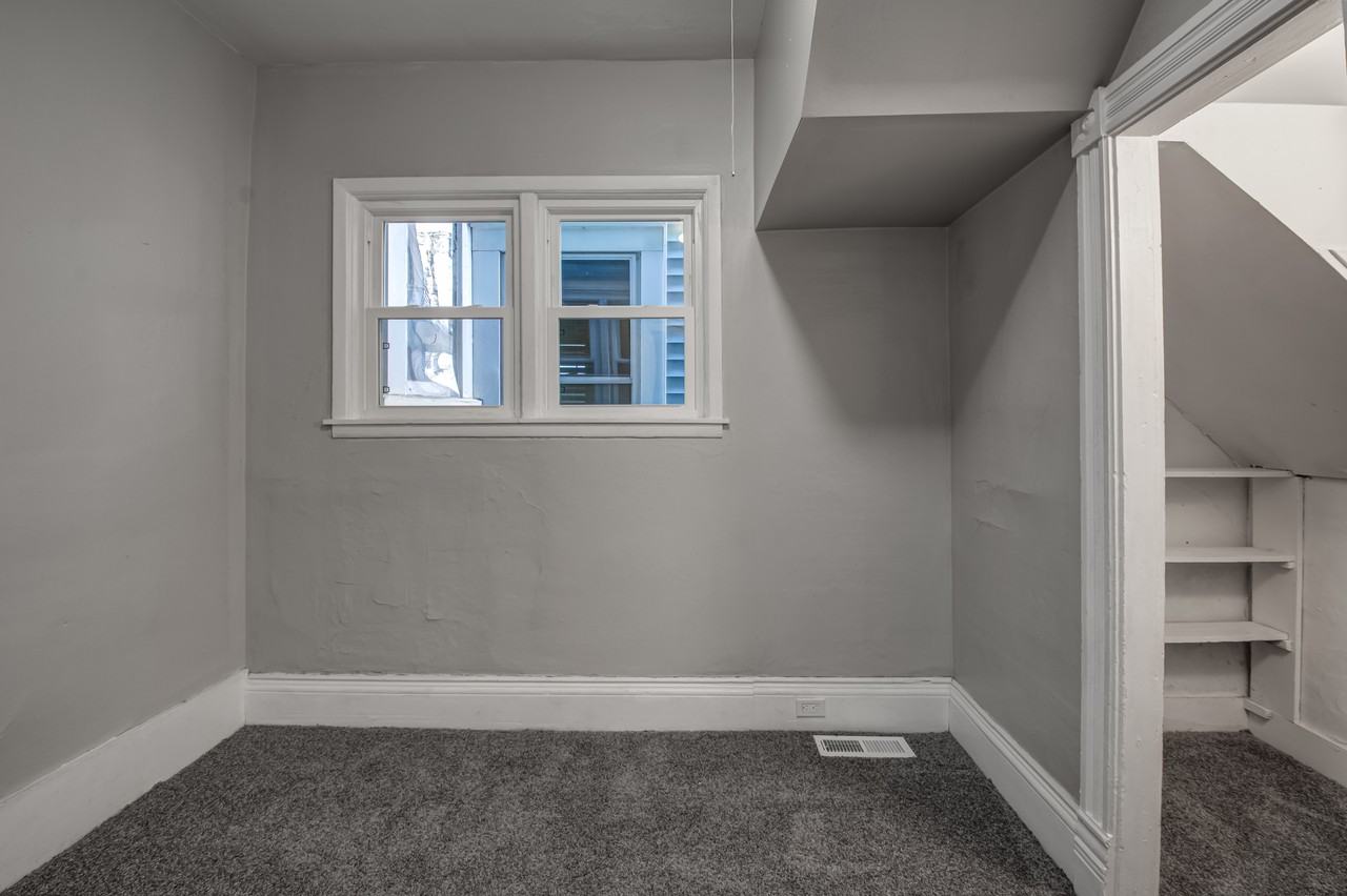 1122 West Ave Lowr - Photo 3 of 21