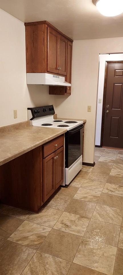 1335 S Norwood Ave #10 - Photo 4 of 11