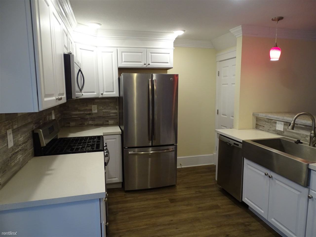 1112 W Maumee St - Photo 3 of 10