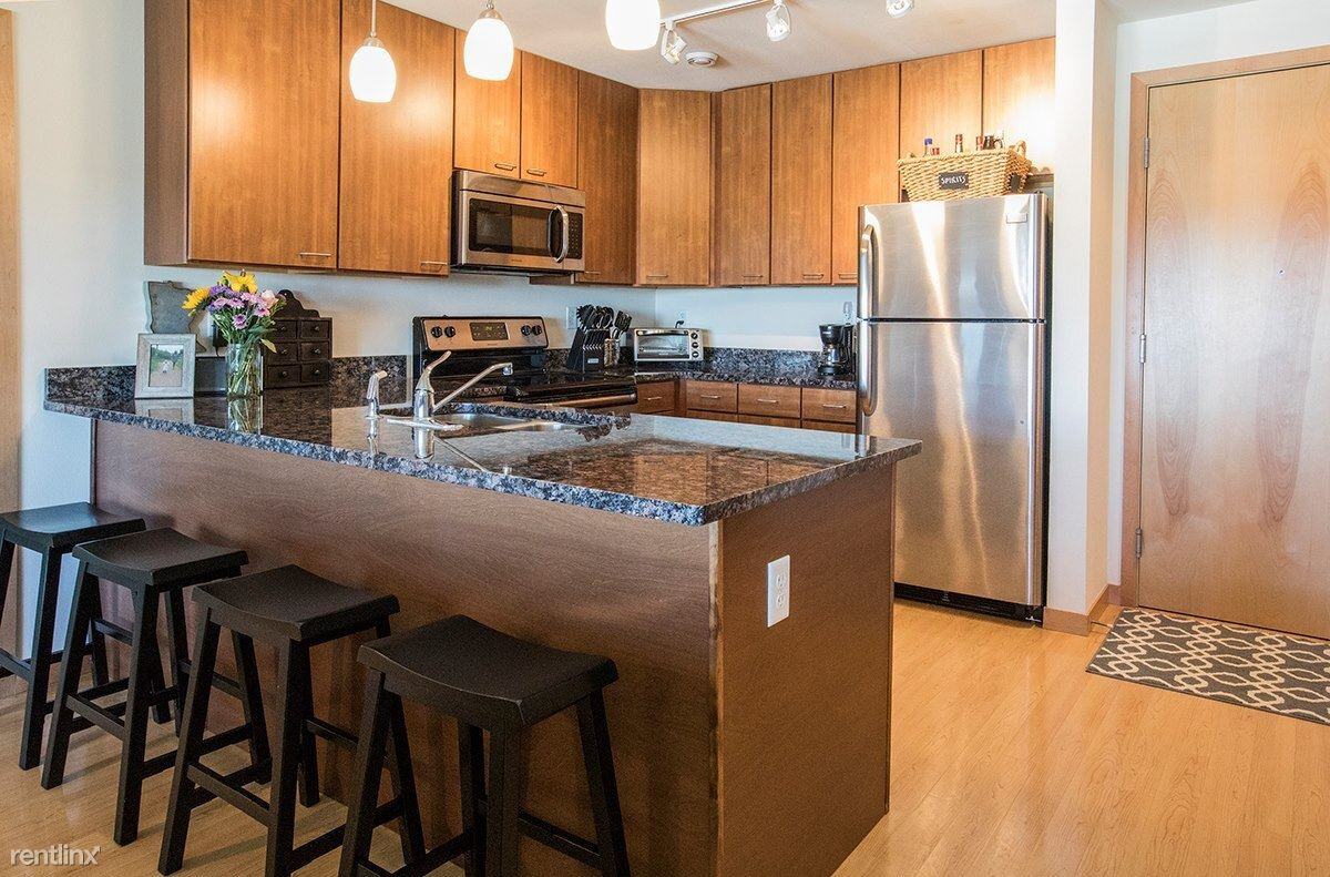 Hwy 100 & W 36th St Apartments in Elmwood, St. Louis Park, MN 55416