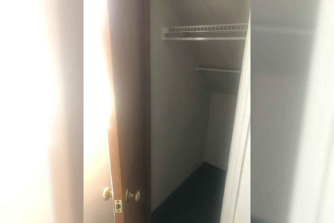 155 Clinton St - Photo 2 of 21