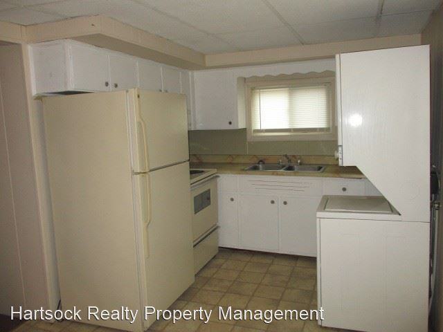 211 1/2 W. Buckeye - Photo 2 of 11