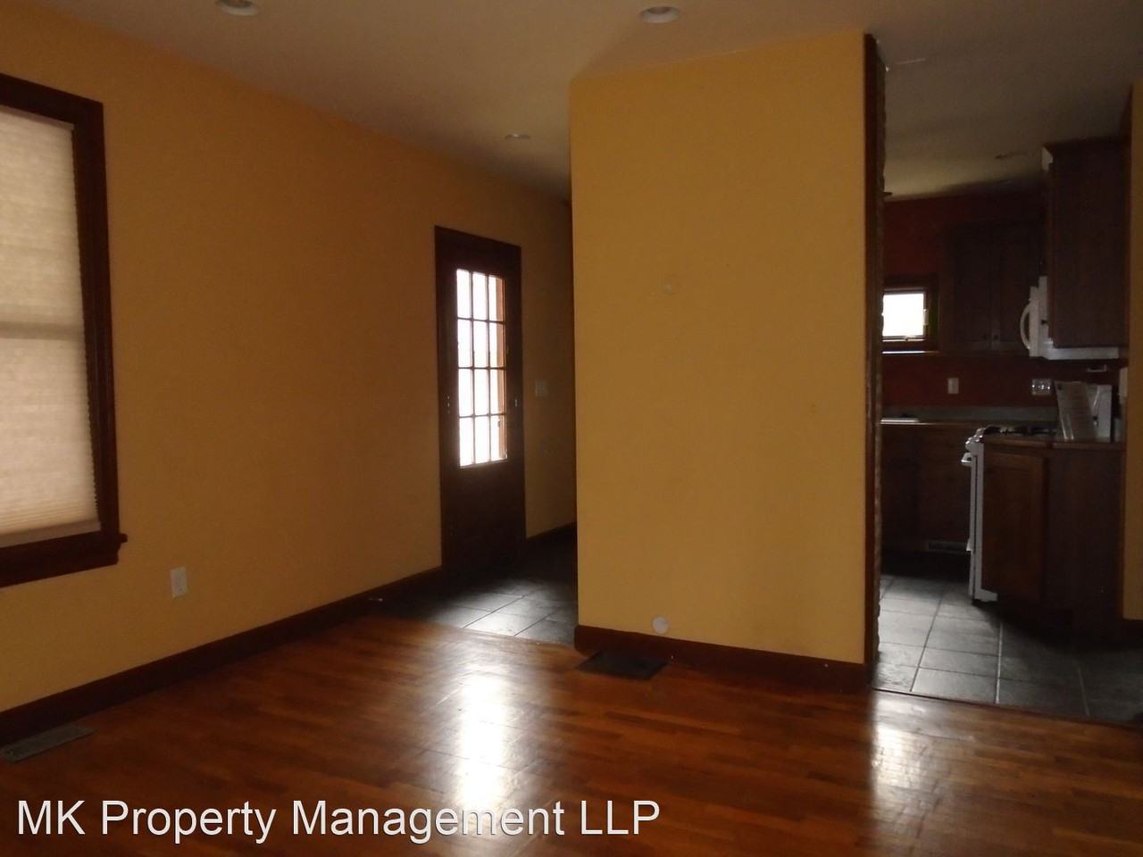 1215 Colorado St - Photo 3 of 13