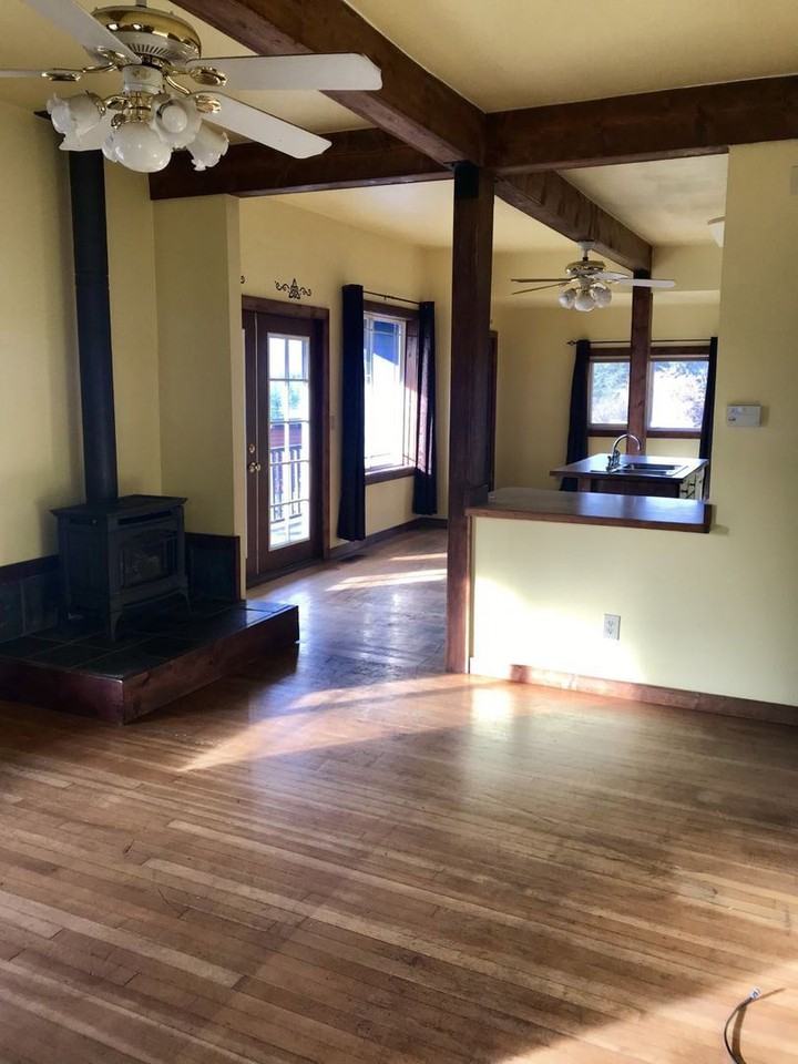 101 W 6th St - Photo 3 of 8