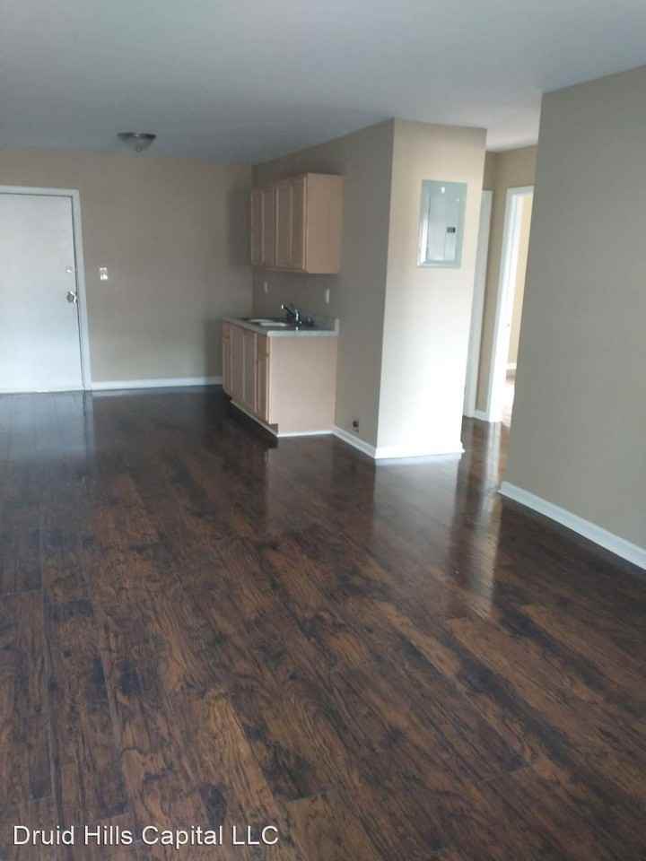 123 Thurman Ave - Photo 2 of 13