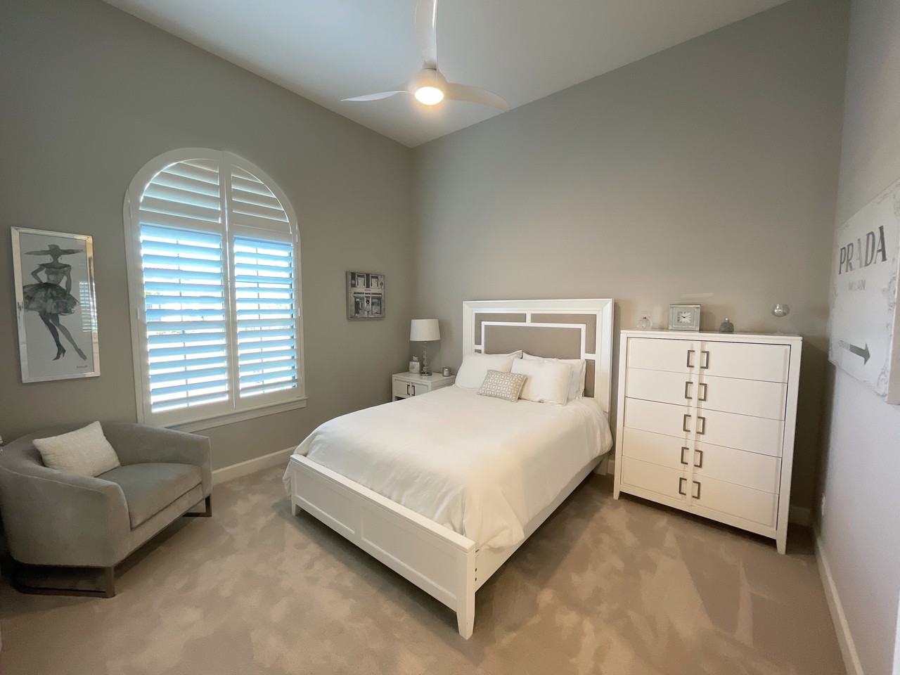 9412 Rapallo St - Photo 3 of 26