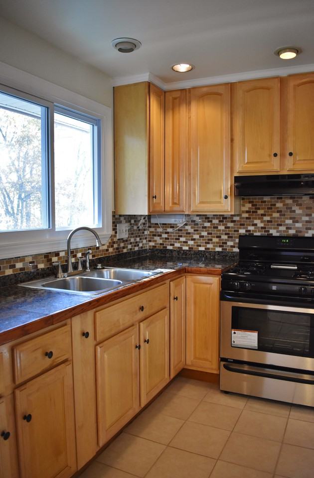 5908 Southgate Dr - Photo 2 of 19