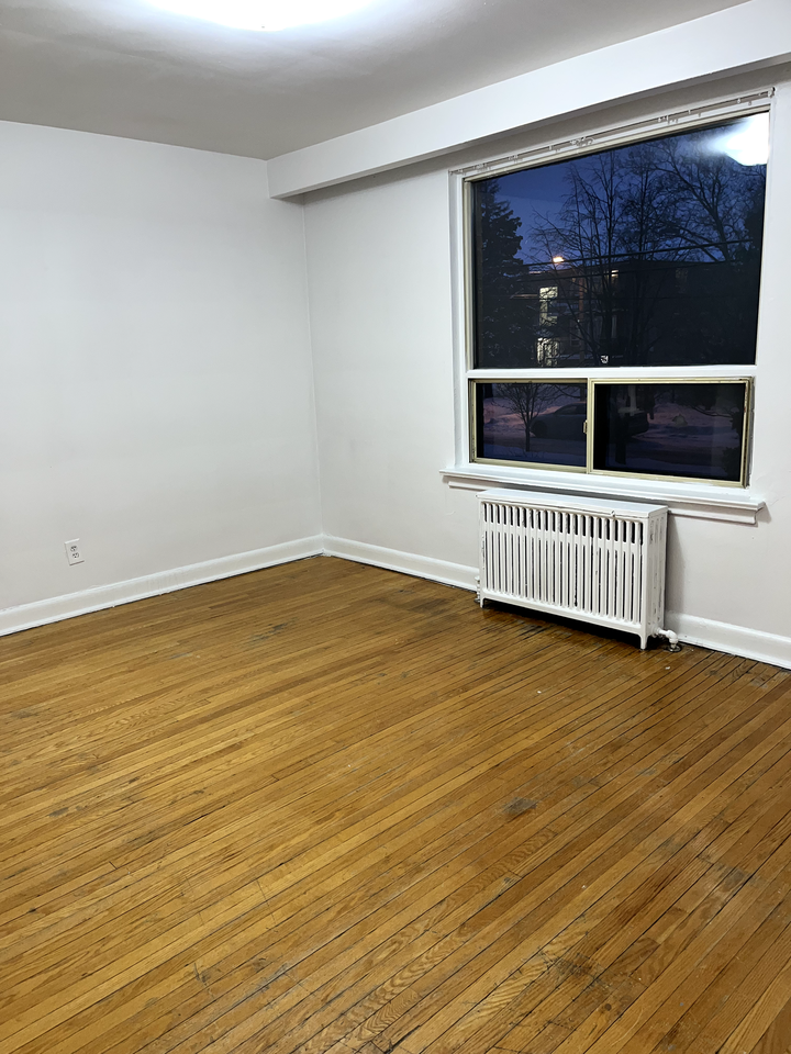 52 Neptune Dr #6 - Photo 3 of 13