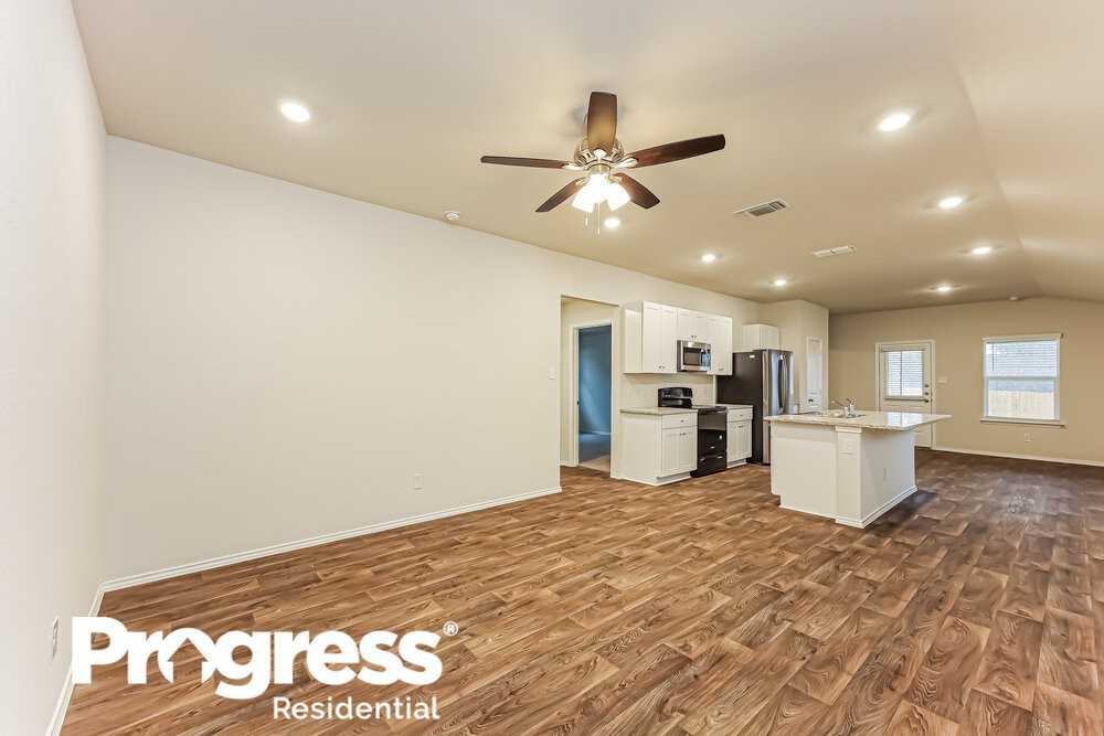 13438 Winemaker Dr - Photo 3 of 16