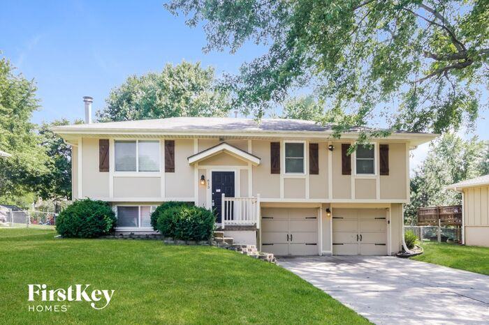 613 Sw 35th Ter - Photo 2 of 15