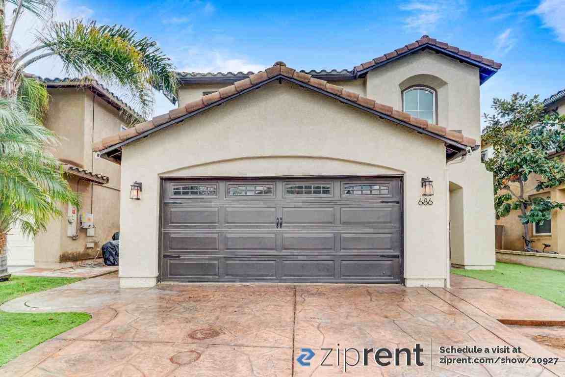 686 Vista San Rafael - Photo 2 of 29