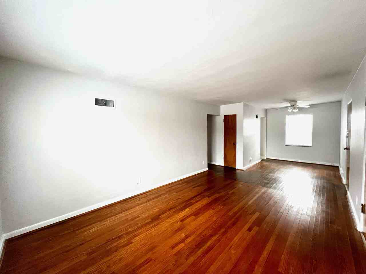 Jamieson on the Park - Photo 3 of 6