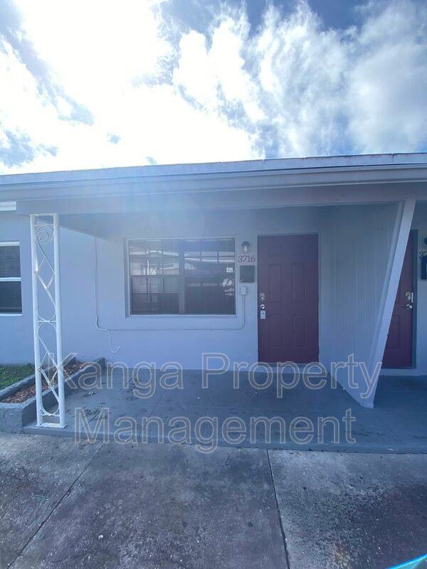 3716 Henry Ave - Photo 2 of 23