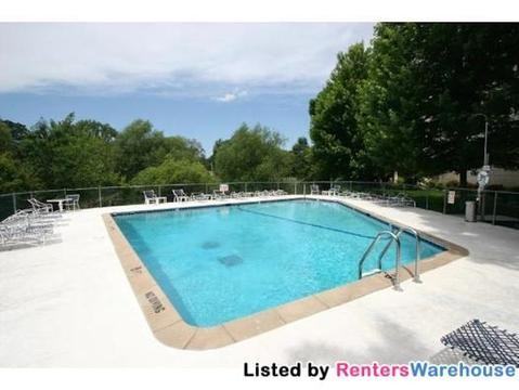 4710 58th Ave N - Photo 2 of 15