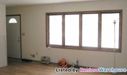 2069 Bluestone Ln - Photo 2 of 8