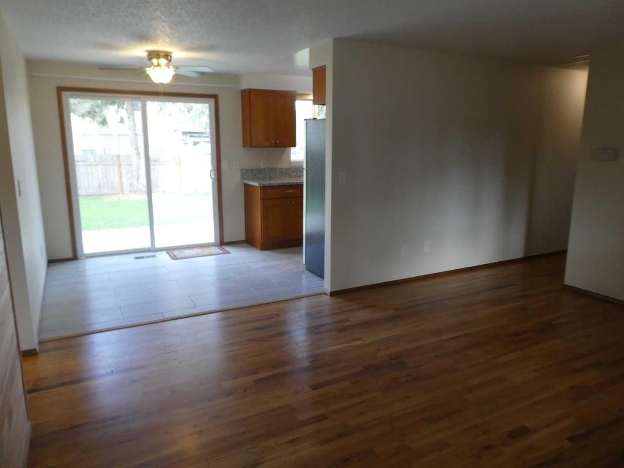 19245 Sw York St #1 - Photo 5 of 38