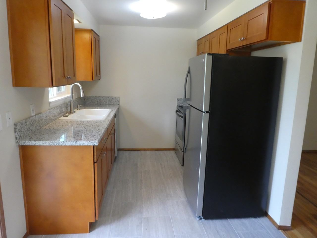 19245 Sw York St #1 - Photo 6 of 38