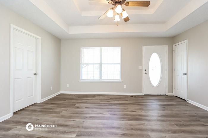 115 Inglewood Ct - Photo 3 of 16
