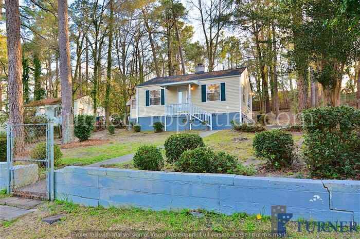 1545 Lilly Ave - Photo 3 of 33