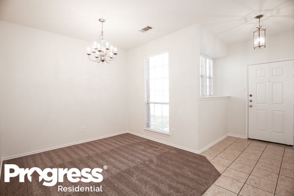 10941 Hawks Landing Rd - Photo 2 of 13