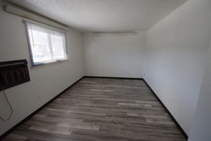 featured image of 803 8th St N #1