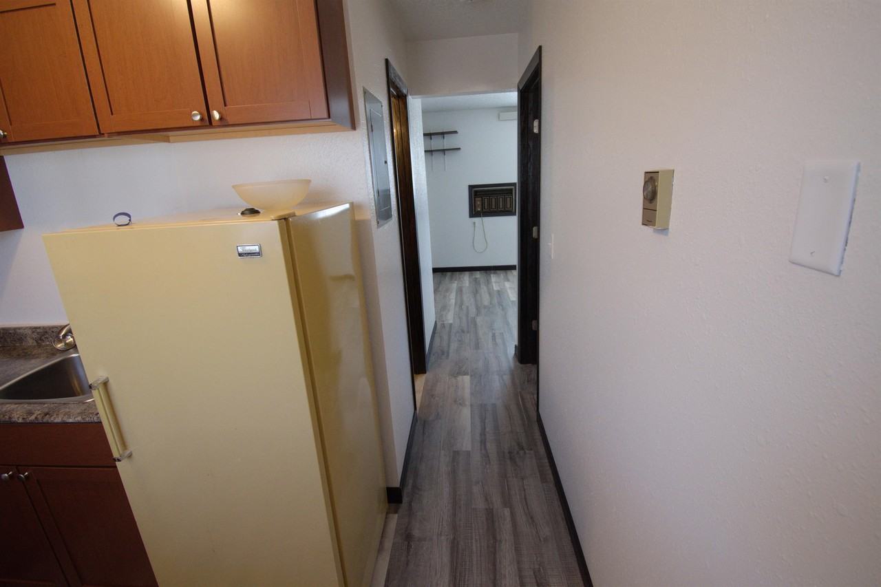 803 8th St N #1 - Photo 6 of 10