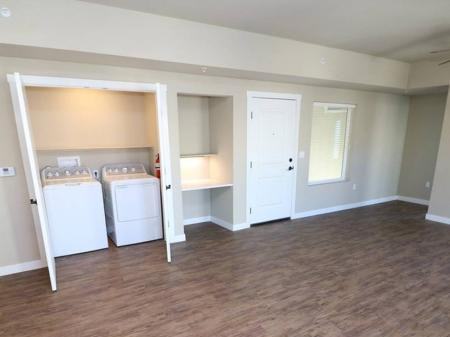 780 W Cherry Ln - Photo 5 of 20