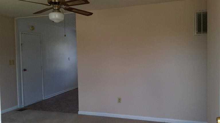 880 Richard Dr - Photo 3 of 22