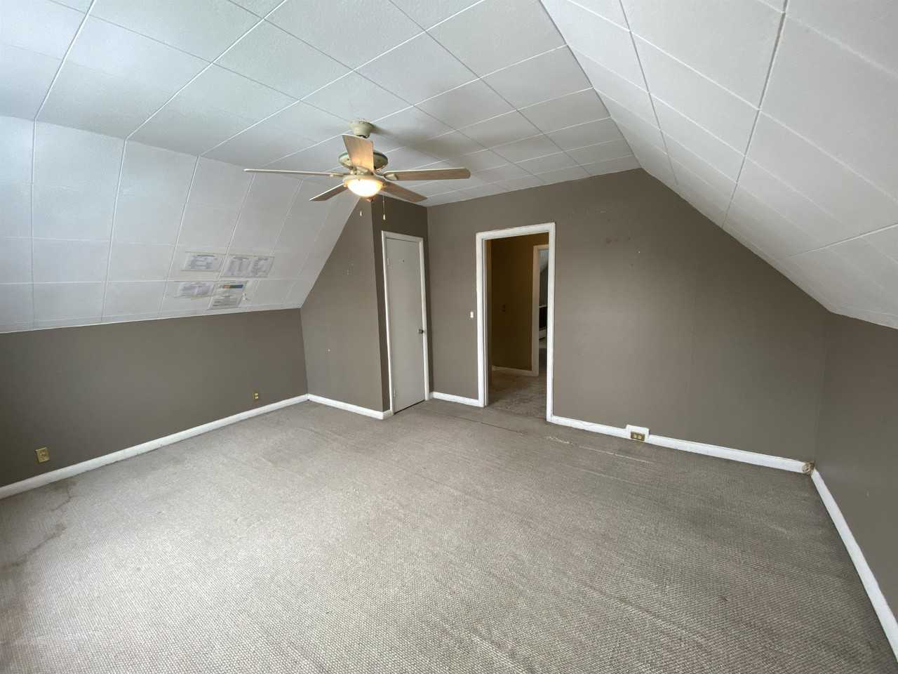 172 Sanford Ave S Fl Third #3-3rdFL - Photo 2 of 10