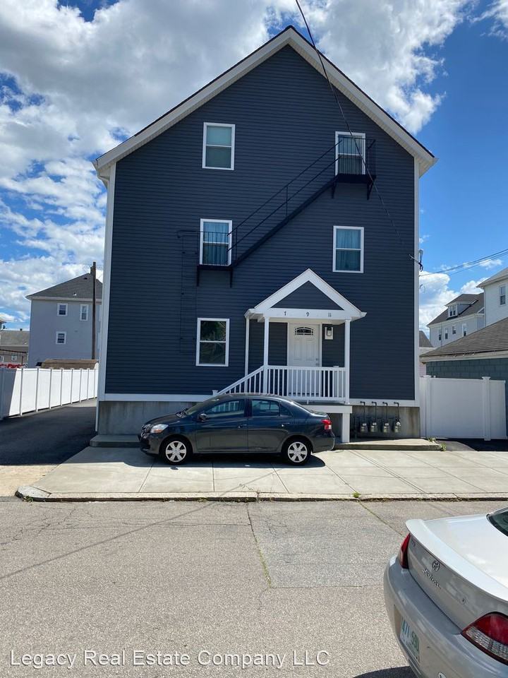 View of 11 Coyle Ave Apartments - Pawtucket RI | Zumper