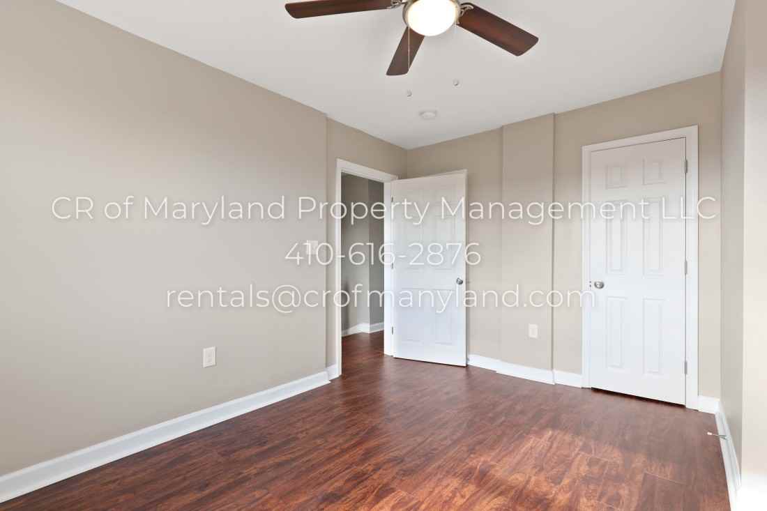 916 Saint Agnes Ln - Photo 2 of 15