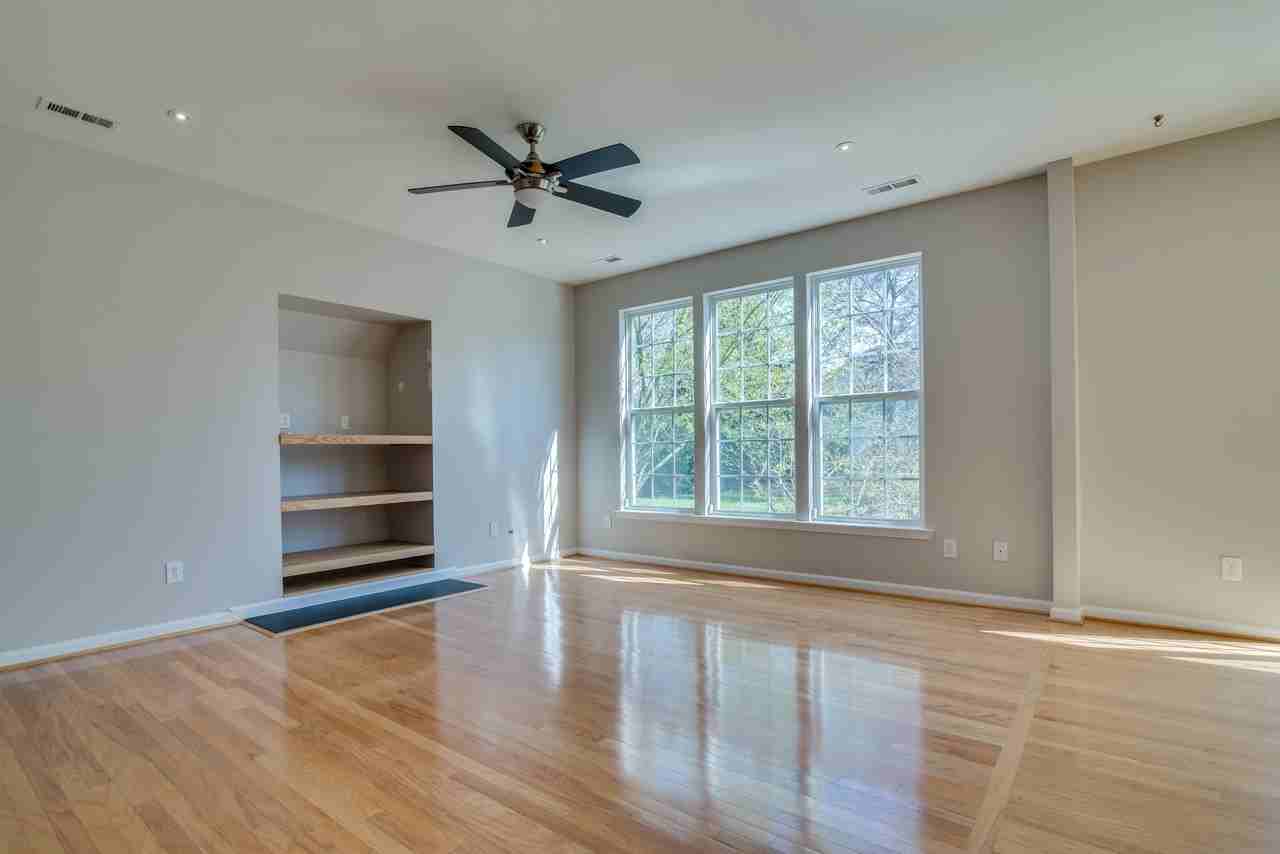 5941 Hickory Hollow Ct - Photo 3 of 25