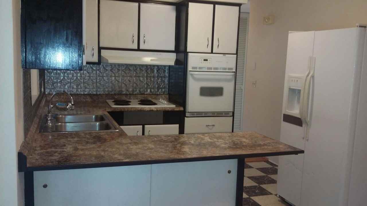 2392 Indigo Dr - Photo 3 of 13