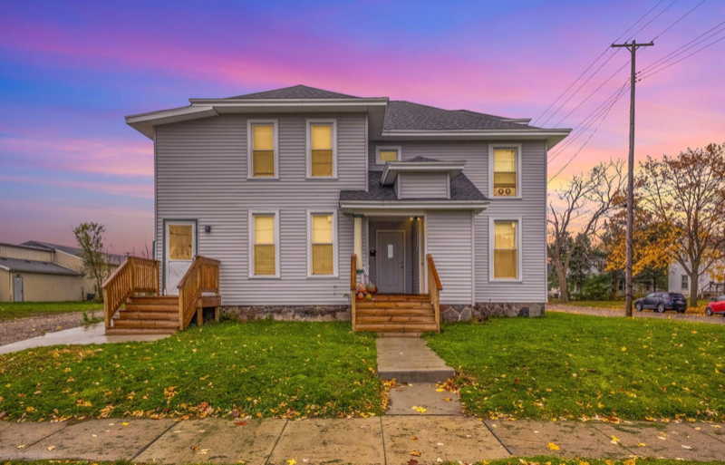 121 S Elm Ave #1 - Photo 2 of 12