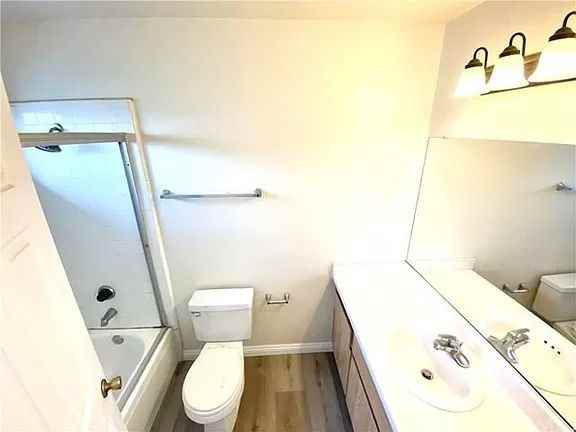 17511 Newland St - Photo 3 of 12