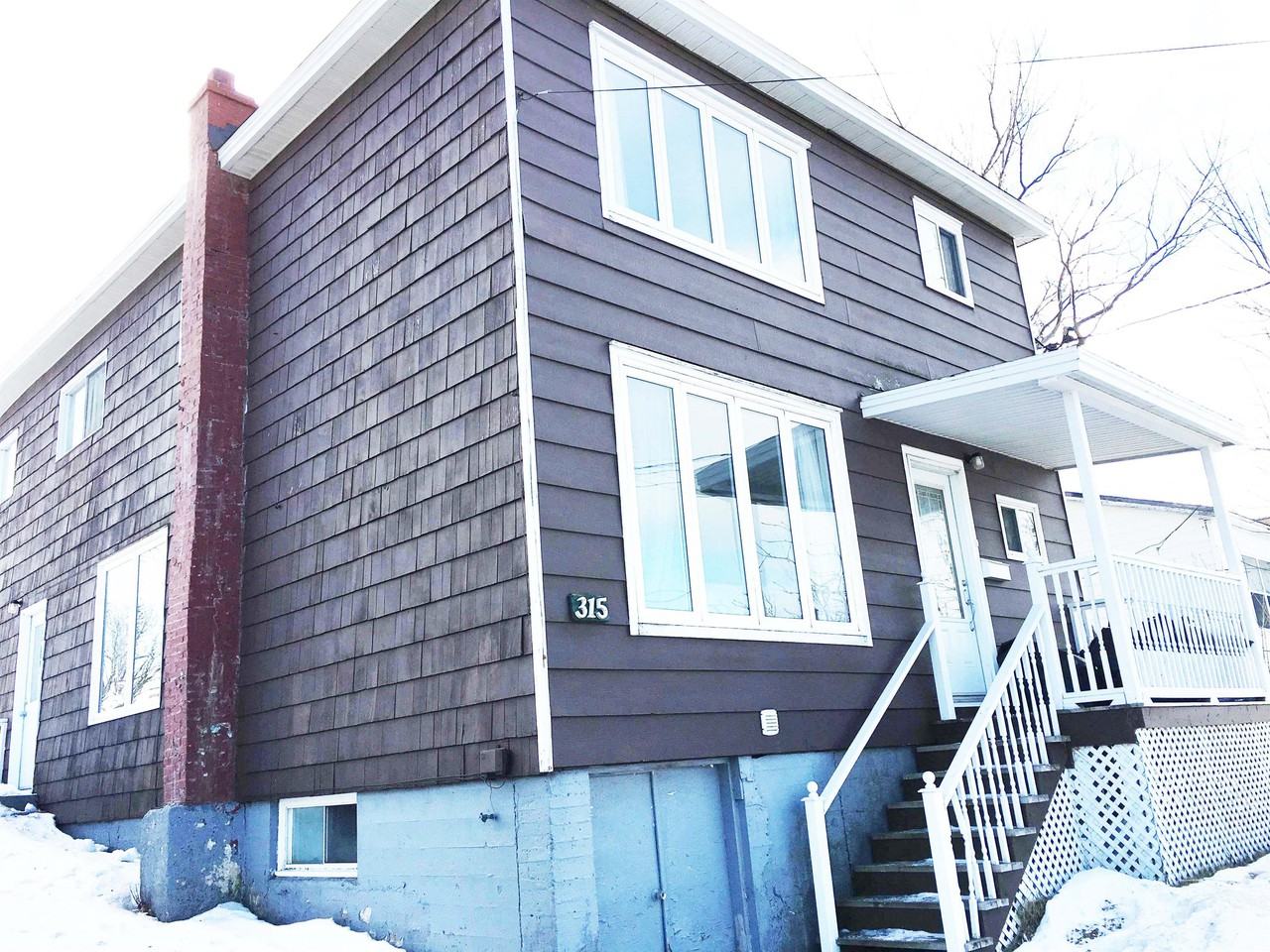 315 Freshwater Rd #1