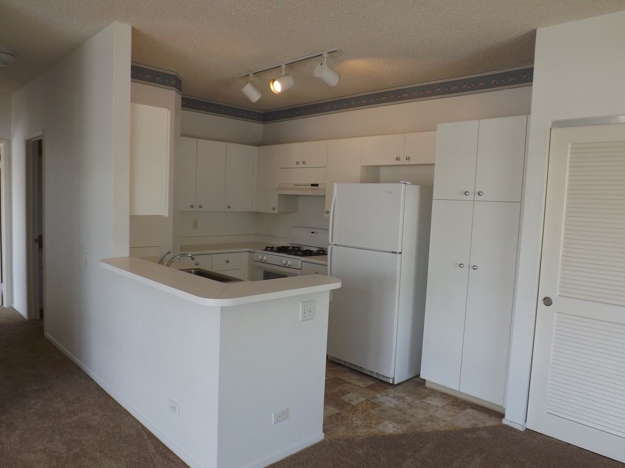 91869 Puamaeole Street #10R - Photo 3 of 18