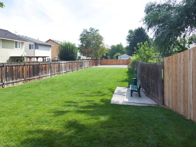 4302 West Hood Avenue - Photo 6 of 11