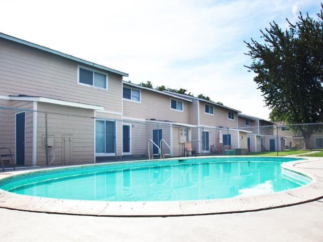 4302 West Hood Avenue - Photo 7 of 11