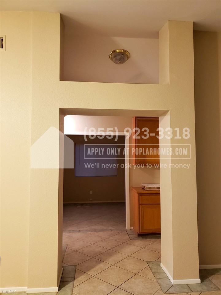 1081 Overture Dr - Photo 2 of 16
