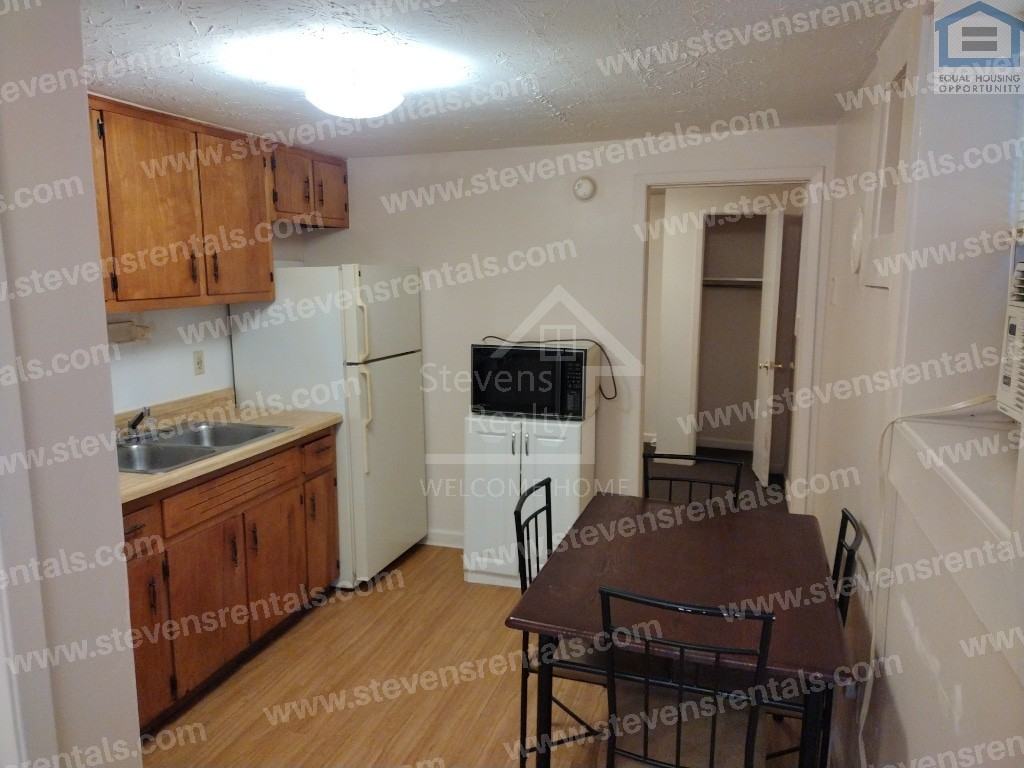 427 W Central Ave - Photo 3 of 15