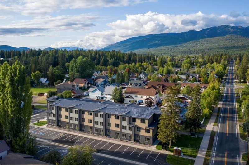 110 Colorado Ave - Photo 2 of 14