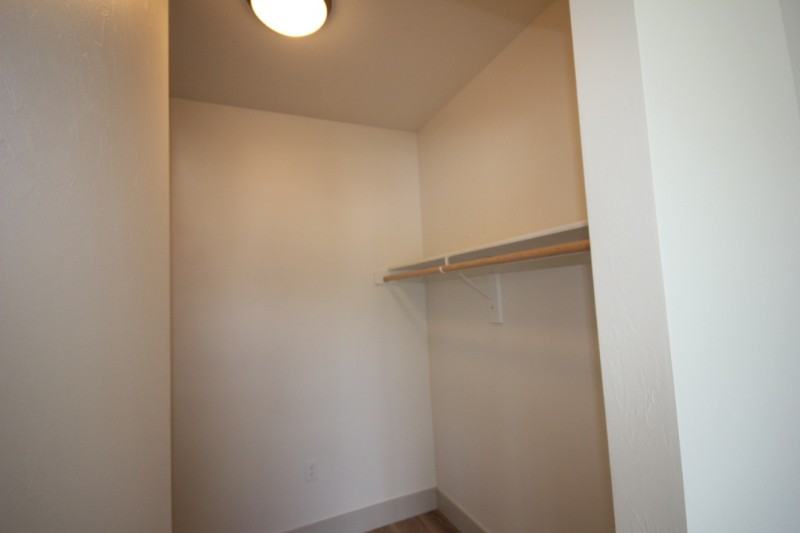 110 Colorado Ave - Photo 5 of 14