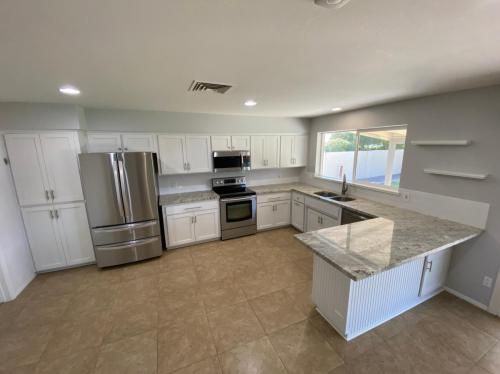 10519 E Sahuaro Dr - Photo 3 of 25