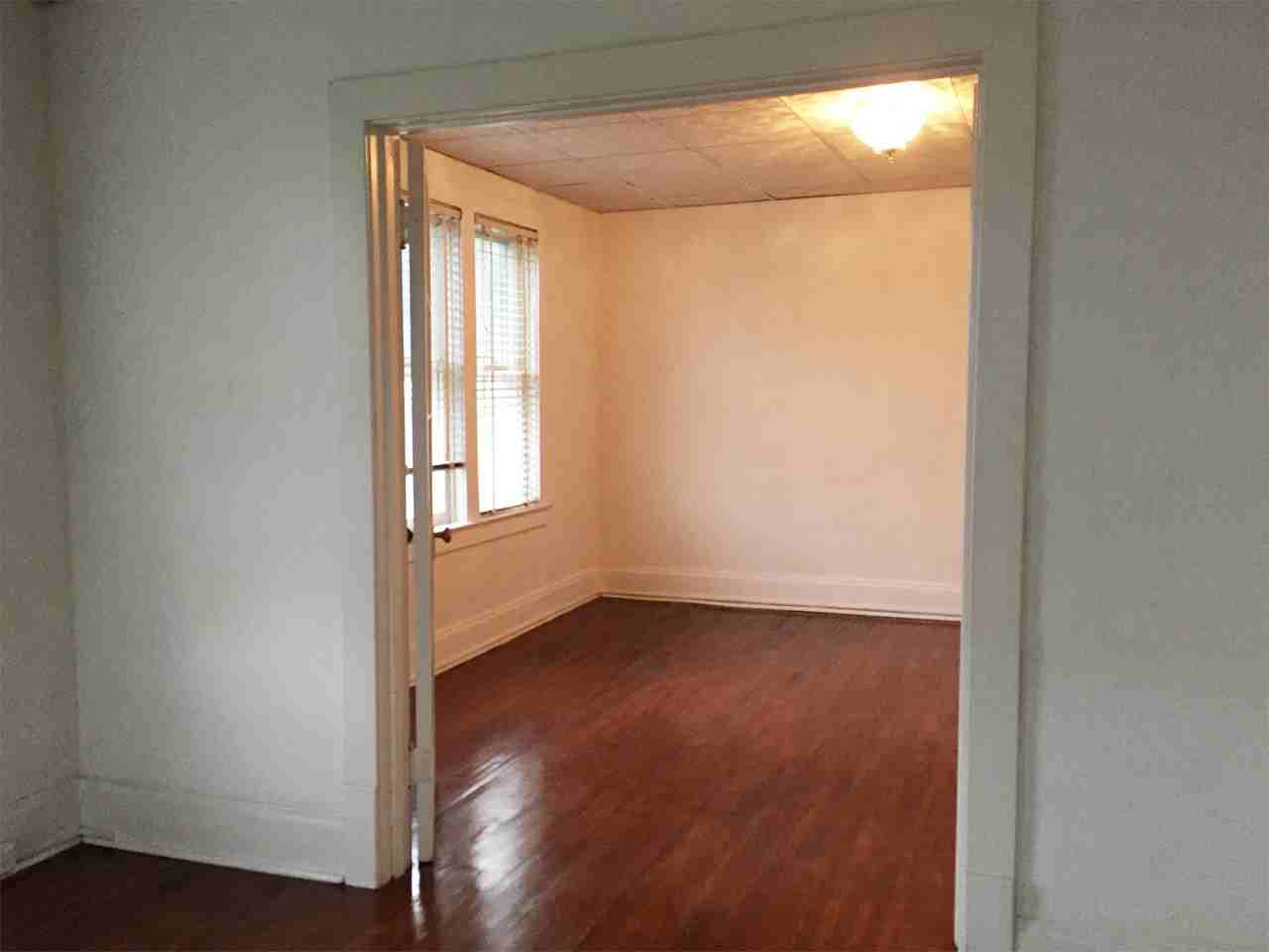 Oakleigh Apartments - Photo 3 of 9