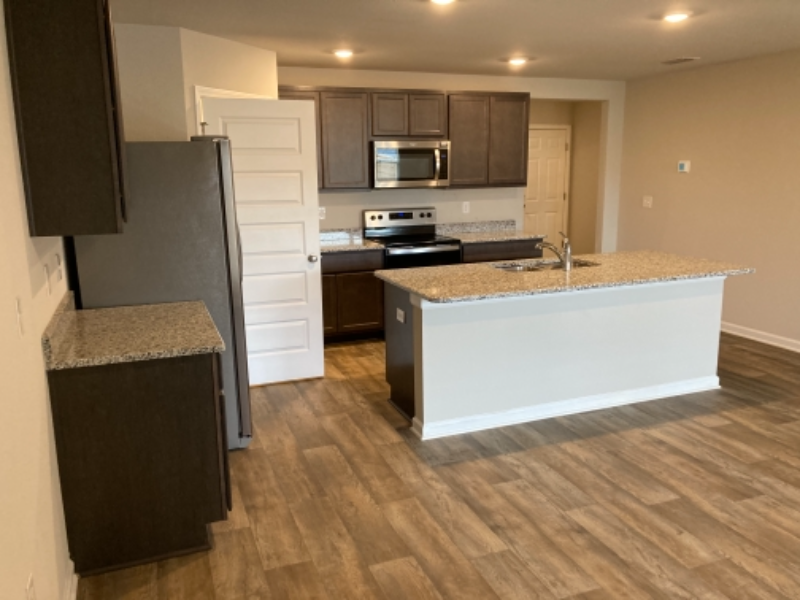 212 Burnston Way - Photo 3 of 8